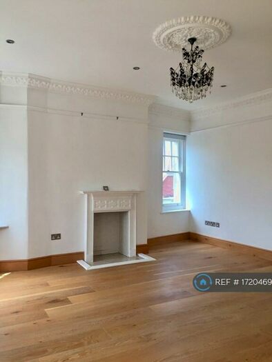 2 Bedroom Flat To Rent In Dalton Road, Eastbourne, BN20