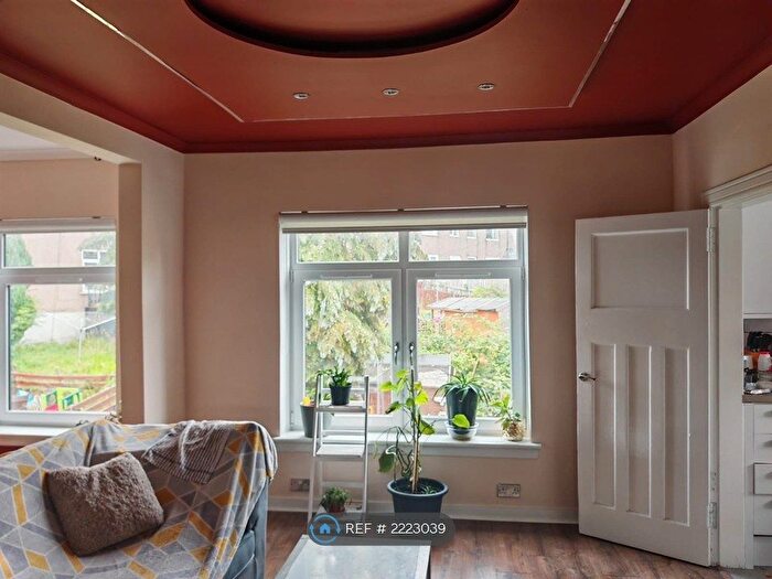 2 Bedroom Flat To Rent In Rutherglen, Glasgow, G73
