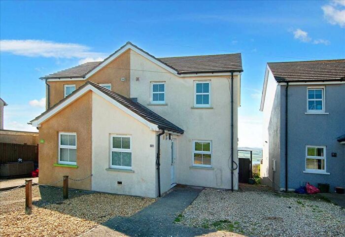 3 Bedroom Semi-Detached House For Sale In Stranraer Road, Pennar, SA72