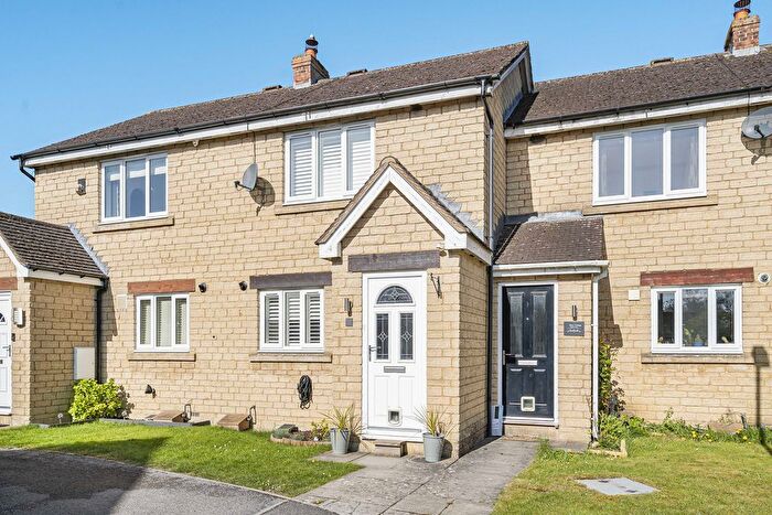 2 Bedroom Terraced House For Sale In Hodgson Close, Bicester, OX27