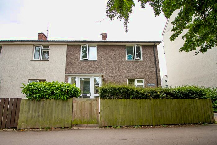 3 Bedroom End Of Terrace House To Rent In Ridgethorpe, Willenhall, Coventry, CV3