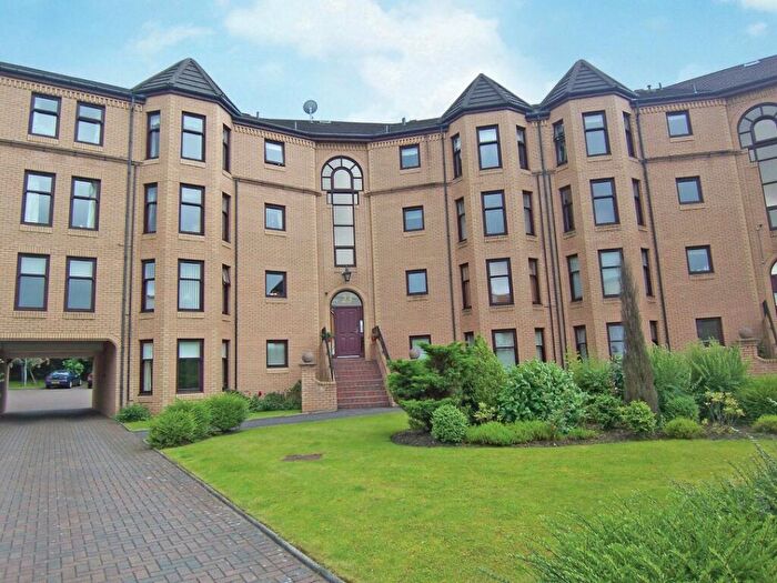 3 Bedroom Flat To Rent In Hughenden Gardens, Flat B, Hyndland, Glasgow, G12