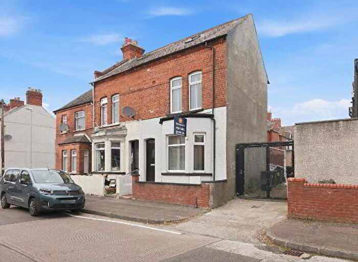 3 Bedroom End Of Terrace House For Sale In Greenville Road, Belfast, BT5