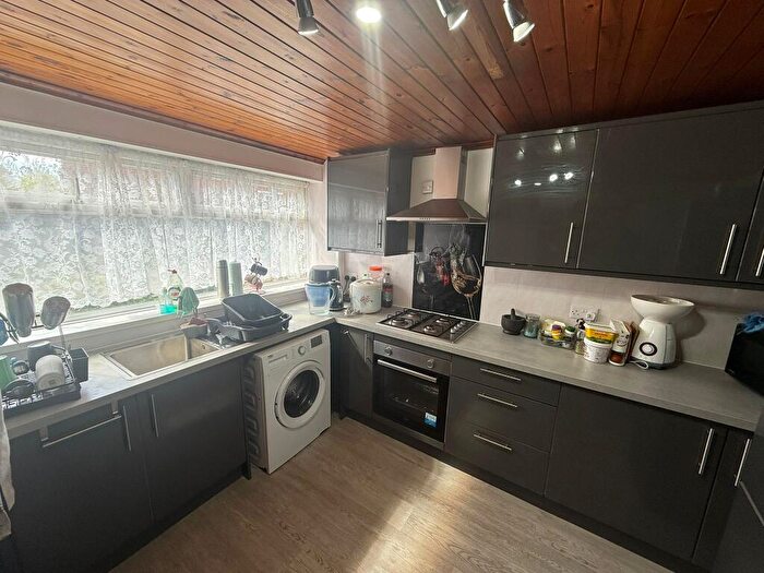 3 Bedroom House To Rent In Ash Grove, Llandough, Penarth, CF64