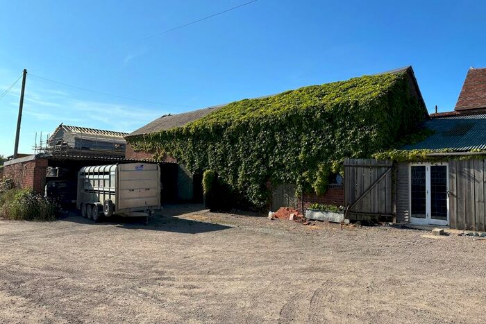 4 Bedroom Barn Conversion For Sale In Knowle, Solihull, B93