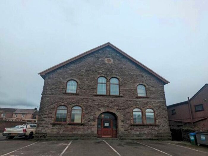 2 Bedroom Flat To Rent In Port Talbot, SA13