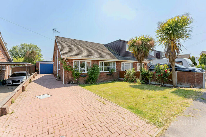 2 Bedroom Semi-Detached Bungalow For Sale In Bishop Herbert Close, Hockering, NR20