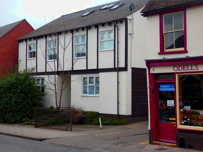 1 Bedroom Ground Flat To Rent In St Cuthberts Street, Bedford, MK40