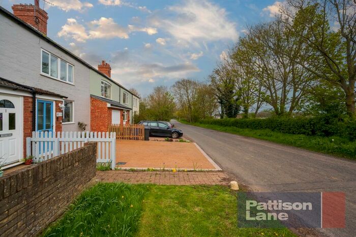 3 Bedroom Cottage For Sale In Foxhall Cottage, Orton, Kettering, NN14