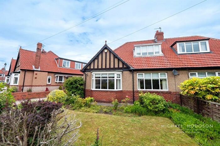 3 Bedroom Semi-Detached Bungalow For Sale In Meadow Gardens, Barnes, Sunderland, SR3