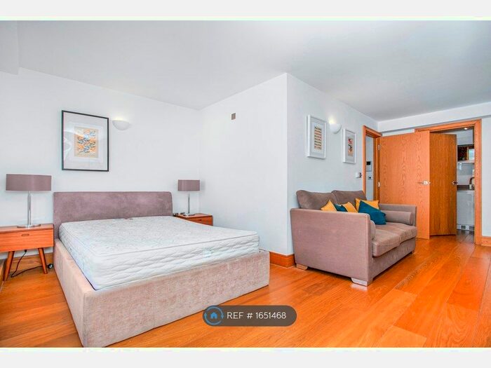 Studio To Rent In Milmans Street, London, SW10