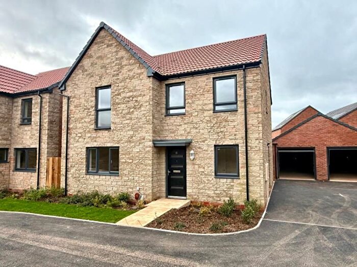 4 Bedroom Detached House To Rent In Doyle Road, Yate, Bristol, BS37