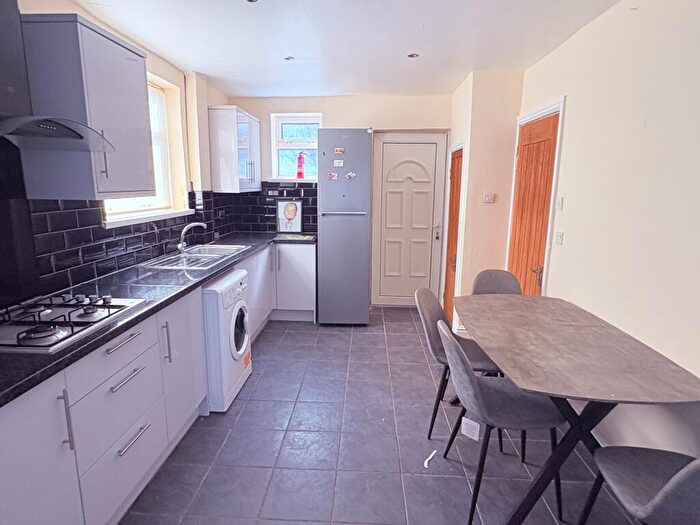 3 Bedroom House To Rent In Firwood Crescent, M26