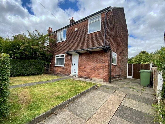 3 Bedroom Terraced House To Rent In Withins Close, Breightmet, Bolton, BL2