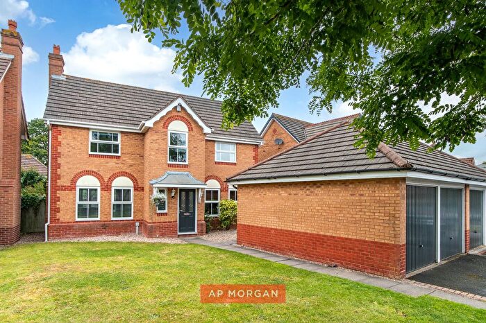 4 Bedroom Detached House For Sale In Malvern Road, Bromsgrove, Worcestershire, B61