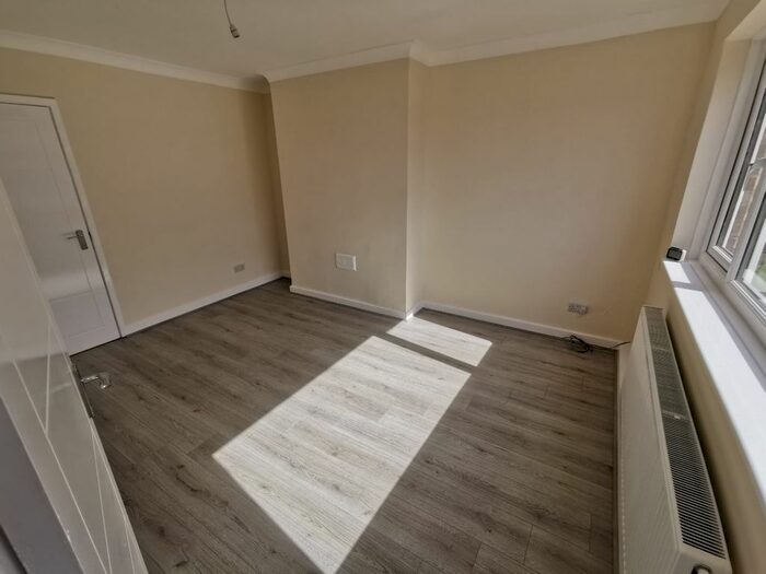 2 Bedroom Semi-Detached House To Rent In Galashiels Road, Sunderland, SR4