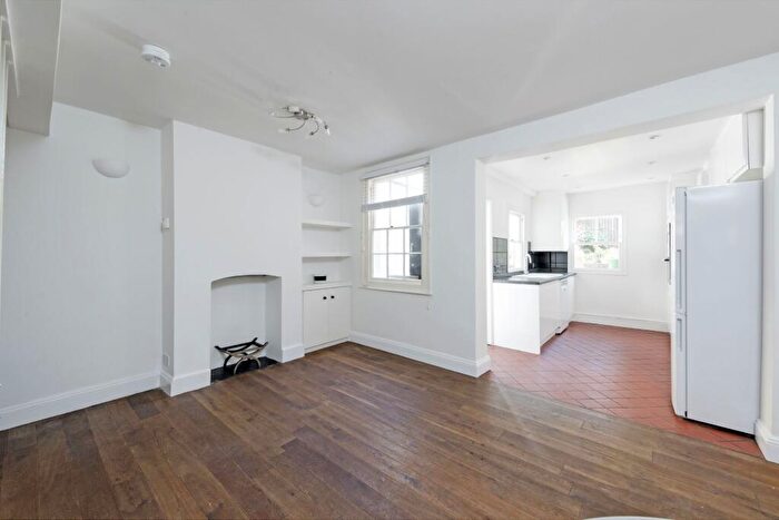 2 Bedroom Terraced House To Rent In Stonells Road, SW11