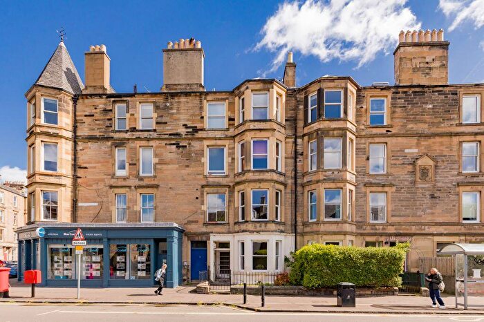 2 Bedroom Flat For Sale In / Ashley Terrace, Edinburgh, EH11