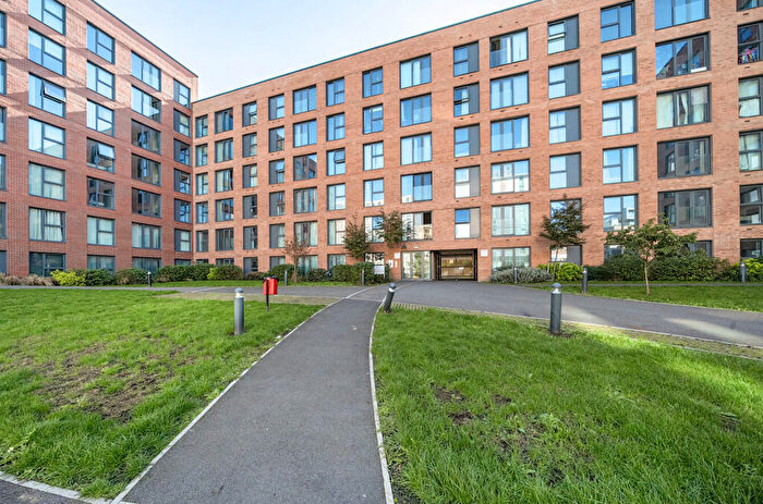 2 Bedroom Apartment To Rent In Windmill Street, Birmingham, West Midlands, B1