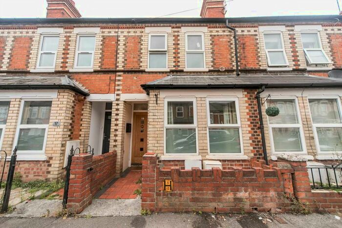 4 Bedroom Property To Rent In Pitcroft Avenue, Reading RG6