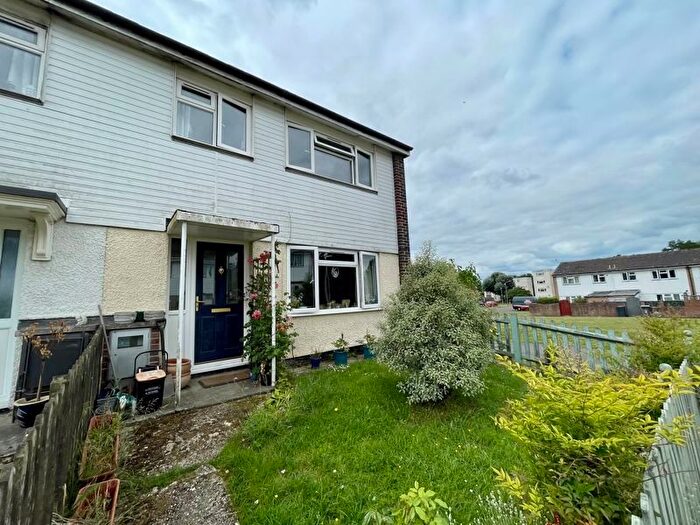 3 Bedroom End Terrace House For Sale In Wye Road, Tonbridge, TN10