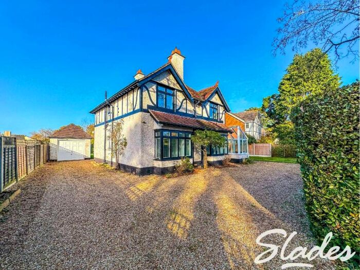 4 Bedroom Detached House To Rent In Lerryn, West Road, Bransgore, BH23