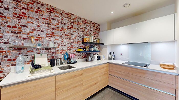 1 Bedroom Flat For Sale In Peartree Way, London, SE10