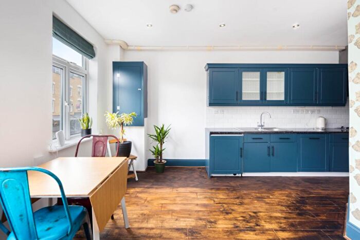 3 Bedroom Flat For Sale In Brooksby's Walk, London, E9