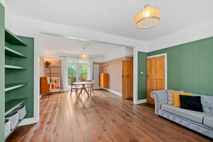 3 Bedroom Property To Rent In Malden Hill, New Malden, KT3