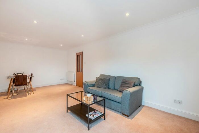 1 Bedroom Flat To Rent In Rubens Place, London, SW4