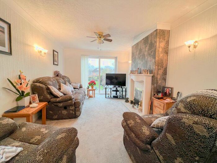 4 Bedroom Semi-Detached House For Sale In Mayland Drive, Streetly, Sutton Coldfield, B74