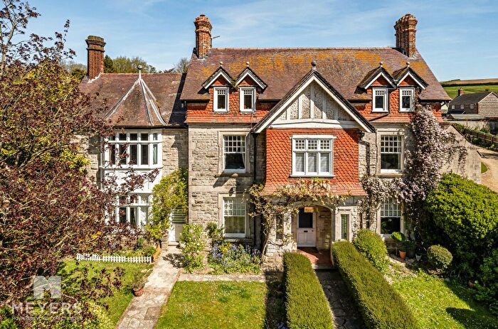 2 Bedroom Flat For Sale In Copyhold Lane, Dorchester, DT2