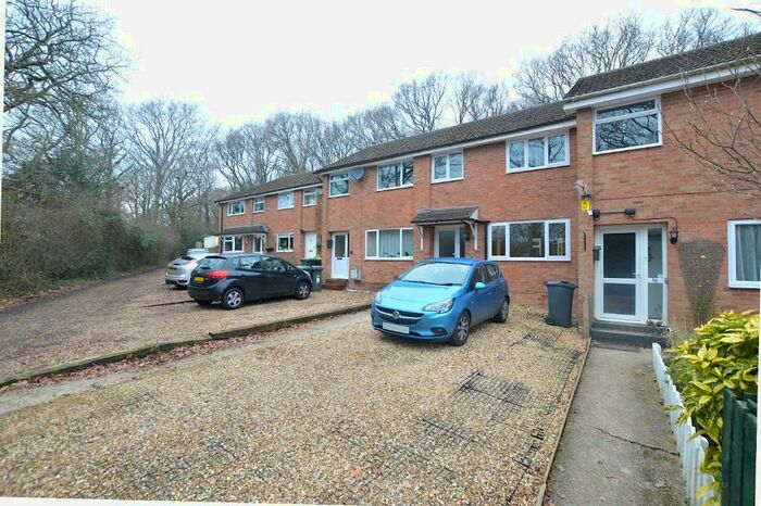 2 Bedroom Terraced House To Rent In James Copse Road, Waterlooville, Hampshire, PO8