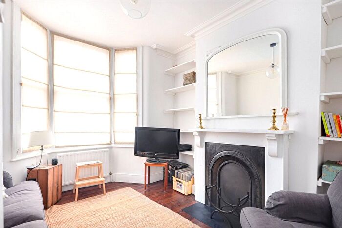 1 Bedroom Flat For Sale In Mabley Street, Hackney, London, E9