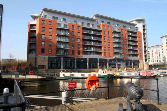 2 Bedroom Apartment To Rent In Chadwick Street, Leeds, LS10