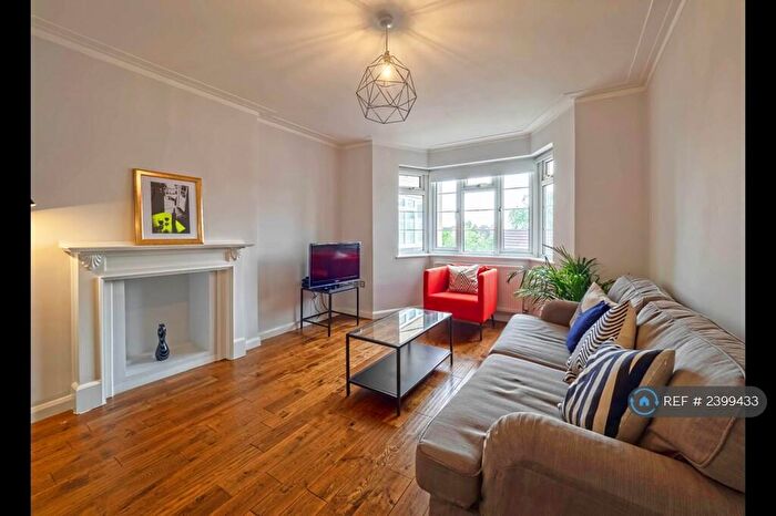 1 Bedroom Flat To Rent In Fordwych Court, London, NW2