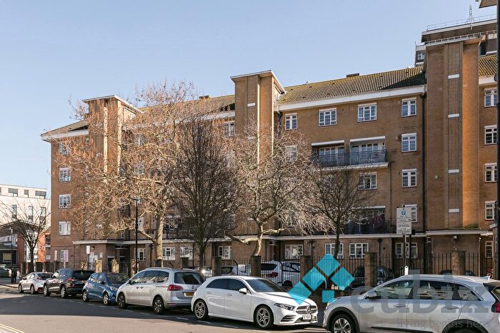 4 Bedroom Maisonette To Rent In Church Street Estate, London, NW8