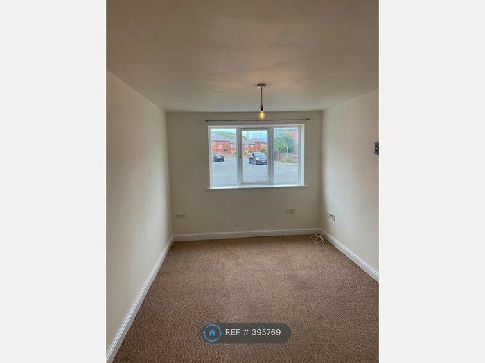 1 Bedroom Flat To Rent In Albert Road, Oswestry, SY11