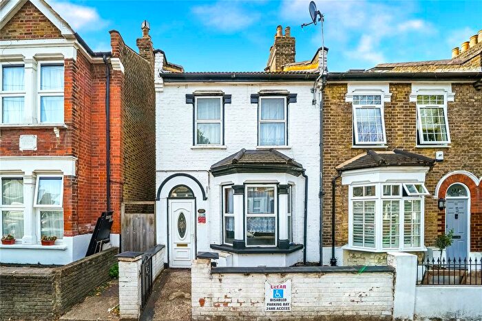3 Bedroom End Terrace House For Sale In Brookscroft Road, Walthamstow, London, E17