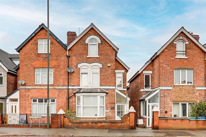 6 Bedroom Semi-Detached House For Sale In Station Road, Ilkeston, DE7