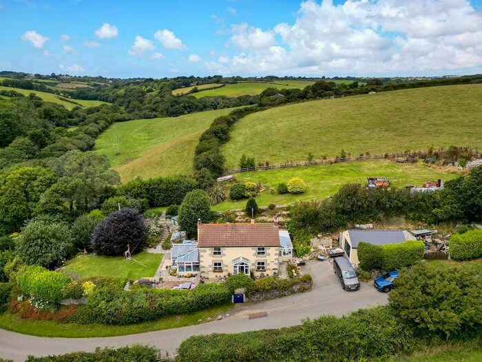 4 Bedroom Detached House For Sale In Sithney, Helston, TR13