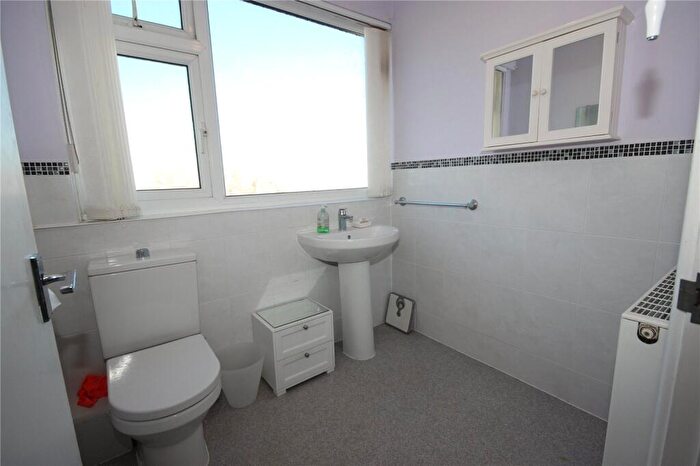 3 Bedroom Terraced House For Sale In Trevelyan Road, Seaton, Devon, EX12