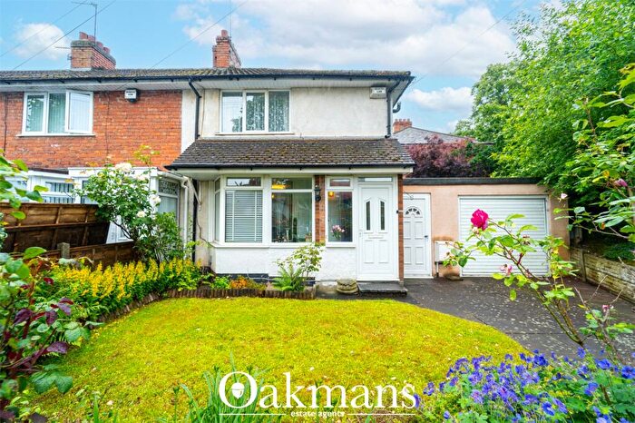 3 Bedroom End Of Terrace House For Sale In Pineapple Road, Birmingham, West Midlands, B30