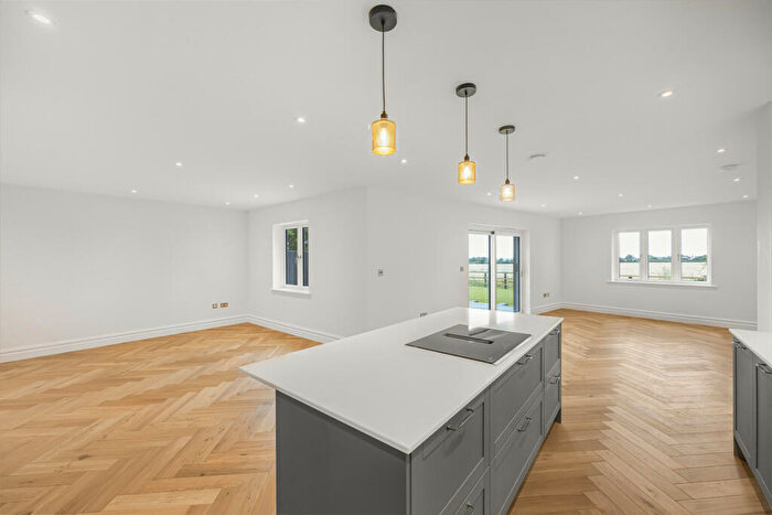 5 Bedroom Detached House For Sale In Old London Road, Ewelme, OX10