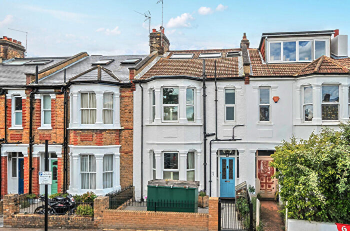 4 Bedroom Terraced House For Sale In Eversley Road, Charlton, Greenwich, SE7