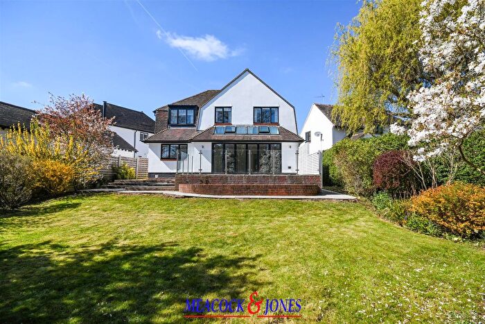 4 Bedroom Detached House To Rent In Shenfield Green, Shenfield, Brentwood, CM15