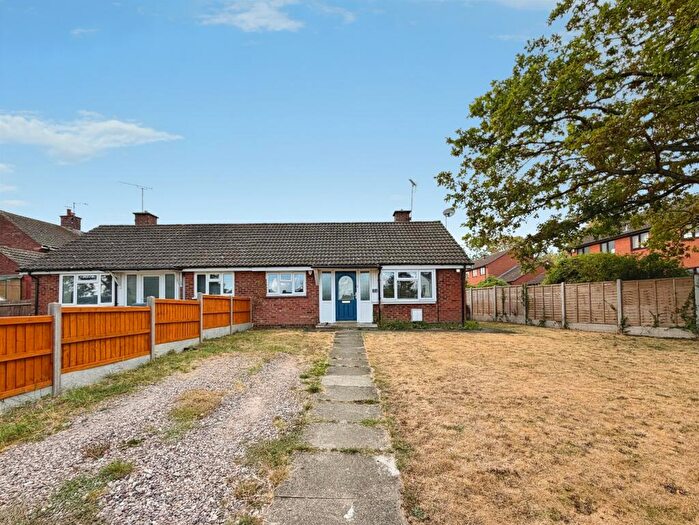 2 Bedroom Semi-Detached Bungalow For Sale In Gaydon Road, Bishops Itchington, Southam, CV47