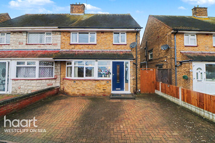 3 Bedroom Semi Detached House For Sale In Denton Avenue, Westcliff-On-Sea, SS0