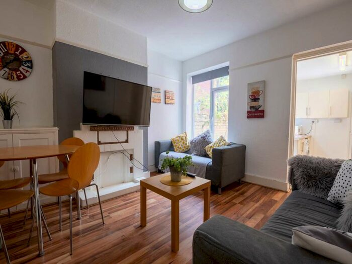 5 Bedroom House To Rent In St Martin's Road, Canterbury, Kent, CT1