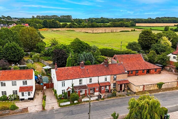 2 Bedroom Cottage For Sale In The Cottages Welgate, Mattishall, Dereham, NR20